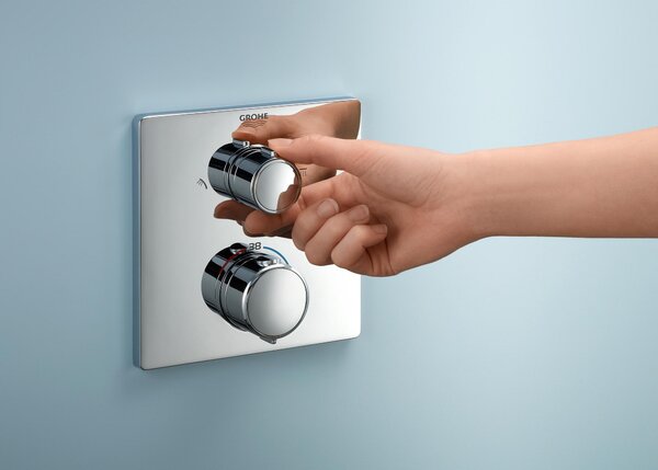 Grohe Vitalio Comfort sprchová sada pod omítku s termostatem s dešťovou sprchou StarLight Chrome 34882000