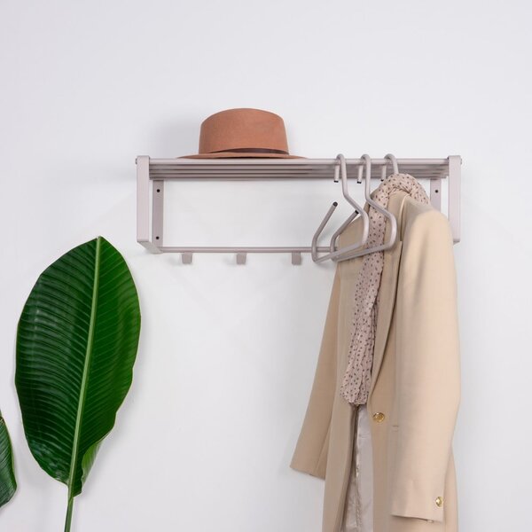 Taupe kovový nástěnný věšák s poličkou 70 cm Rex – Spinder Design