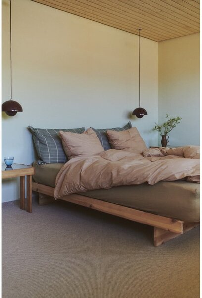 Dvoulůžková postel z borovicového dřeva 160x200 cm Kanso – Karup Design