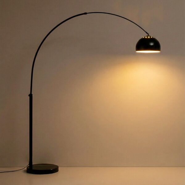 Kave Home Černá stojací lampa Madali 160-185 cm