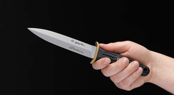 Böker Solingen Nůž s pevnou čepelí Applegate-Fairbairn Combat II