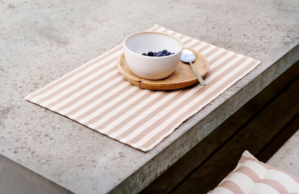 Södahl Set dvou béžových prostírání Stripe 48 x 33 cm