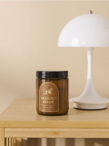 Sinsay - Vonná svíčka Hazelunt Cream - hnědá