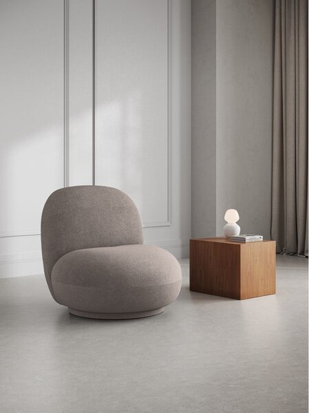 Béžové křeslo z textilie bouclé Chuck – Micadoni Home