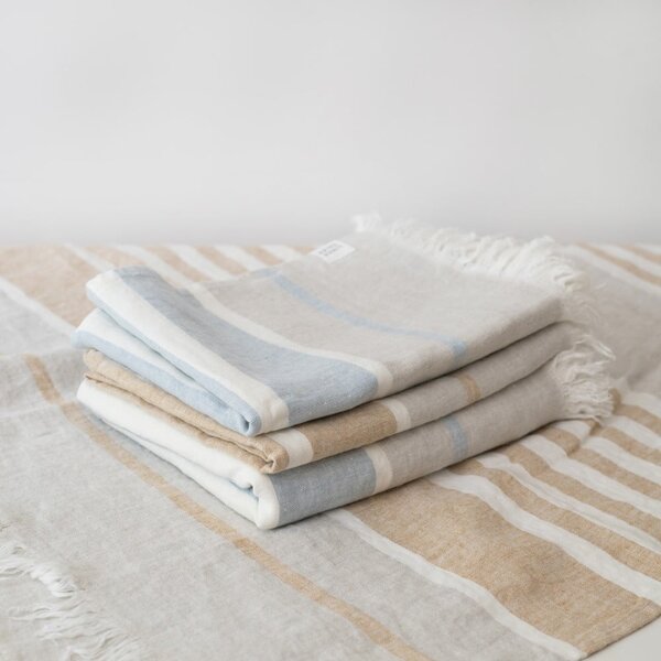 Béžová lněná plážová deka 140x170 cm Allure Stripe – Linen Tales