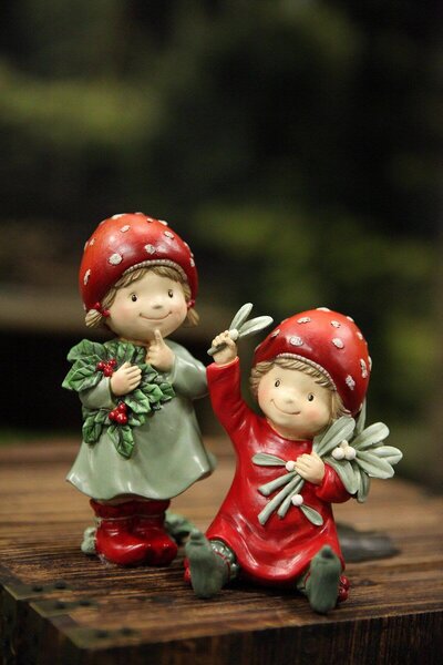 Červeně zelené lesní figurky 2-set 14cm