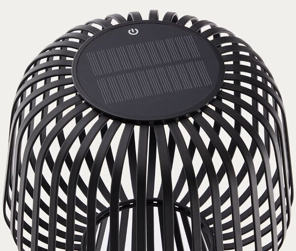 Černá kovová zahradní solární LED lampa Kave Home Reiba