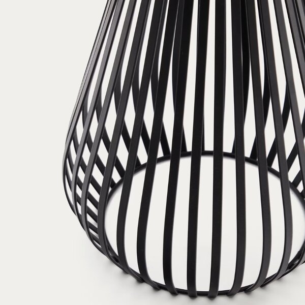 Černá kovová zahradní solární LED lampa Kave Home Reiba