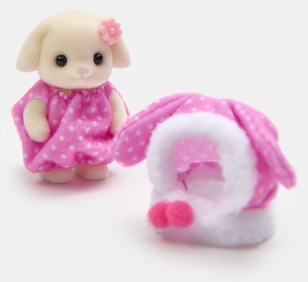 Sinsay - Figurka s překvapením Sylvanian Families v kostýmu zajíčka - vícebarevná