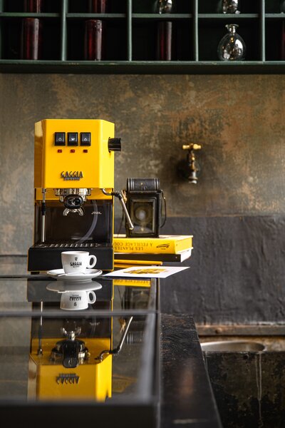 Gaggia Classic E24 žlutá