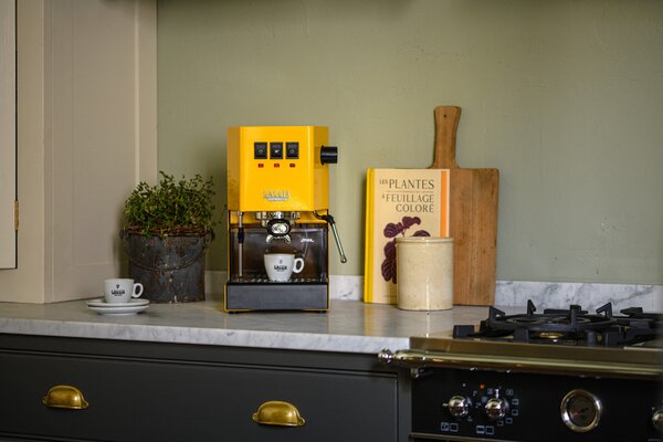 Gaggia Classic E24 žlutá
