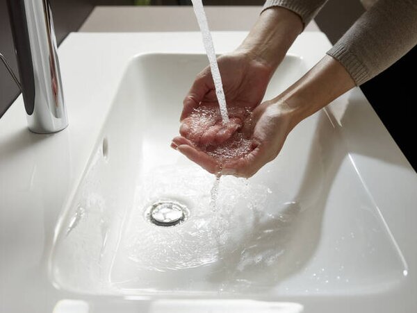 Hansgrohe Talis E Páková umyvadlová baterie 150 bez odtokové soupravy, chrom 71755000