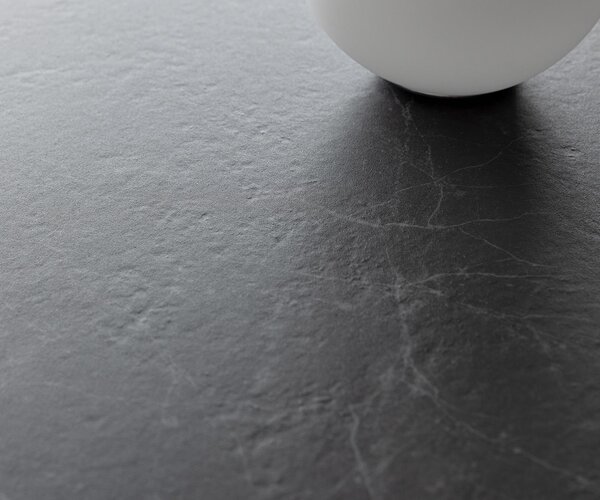 DELIFE Jídelní stůl Edge 200x100 cm keramika Laminam® Nero Greco antracitová křížová podnož nerezová ocel