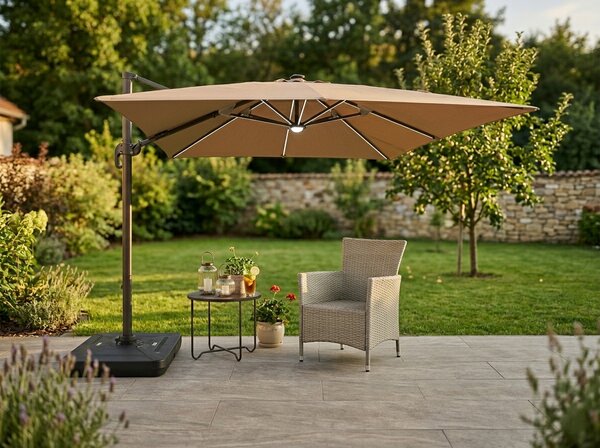 Zahradní slunečník Houseland Vexon s LED osvětlením 300x300 cm světle hnědý