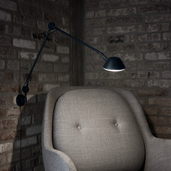 FRITZ HANSEN Stolní lampa AQ01, Black