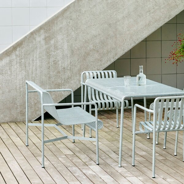 HAY Zahradní lavice Palissade Dining Armrest, Sky Grey