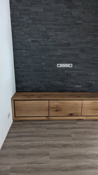 Komoda pod TV Délka komody: 1000 mm