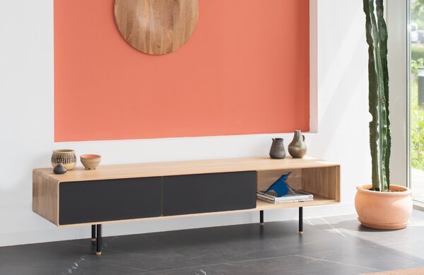 -25 % Dny MOMENTI– Gazzda Bílý dubový TV stolek Fina 160 x 45 cm