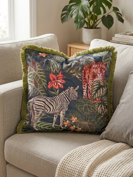 Sinsay - Decorative pillowcase with fringes in tropical pattern - zelená