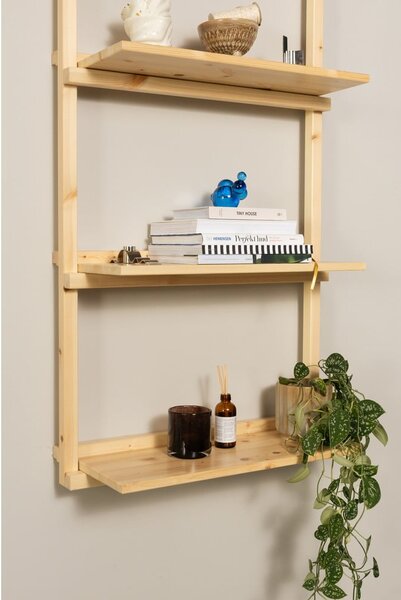 Nástěnná knihovna z borovicového dřeva v přírodní barvě 66x127 cm Groove – Karup Design