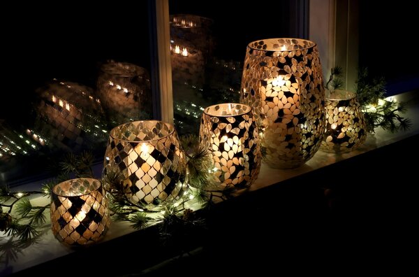 Svítící LED girlanda z umělého jehličí Fir/Pinecones