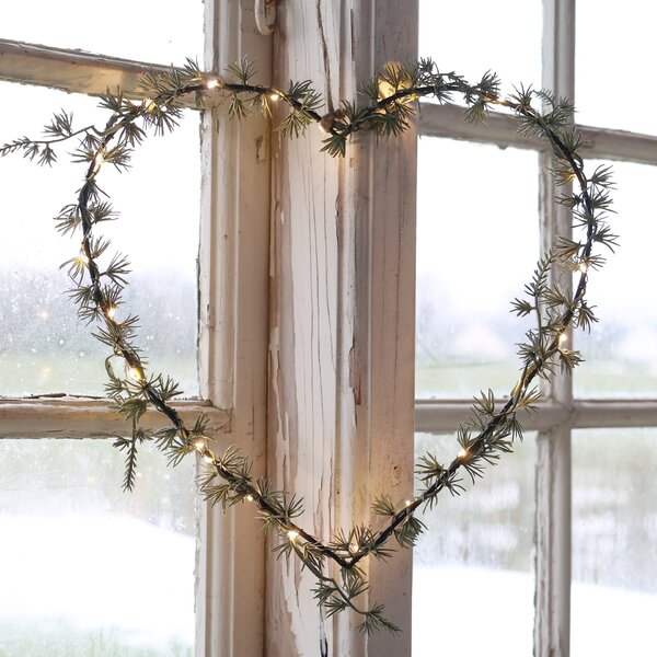 Svítící LED dekorace z umělého jehličí Wreath Heart