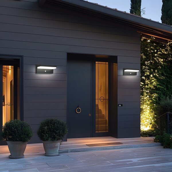 Brilagi -LED Solární nás. svítidlo se senz. SUN SENSE LED/10W/3,7V 4000 mAh IP44