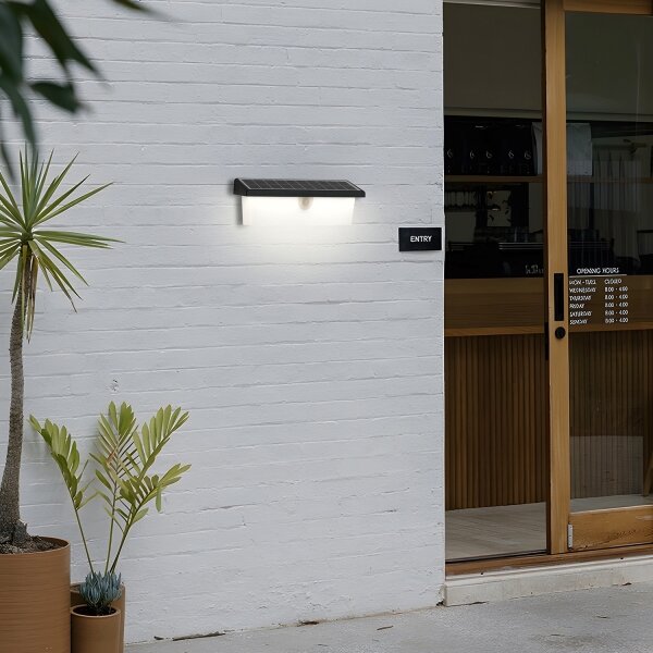 Brilagi - LED Solární nást. svítidlo se senz. SUN RAY LED/6W/3,7V 2200 mAh IP44