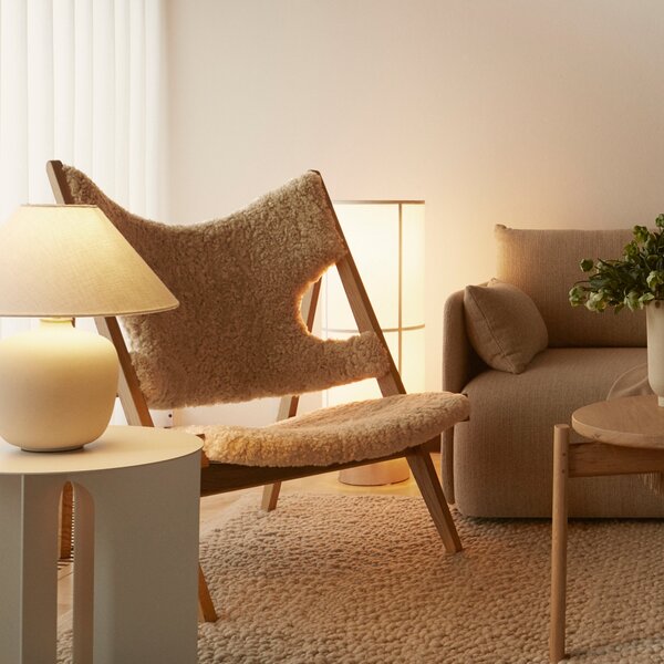 AUDO COPENHAGEN Křeslo Knitting, Sheepskin, Walnut / Sahara