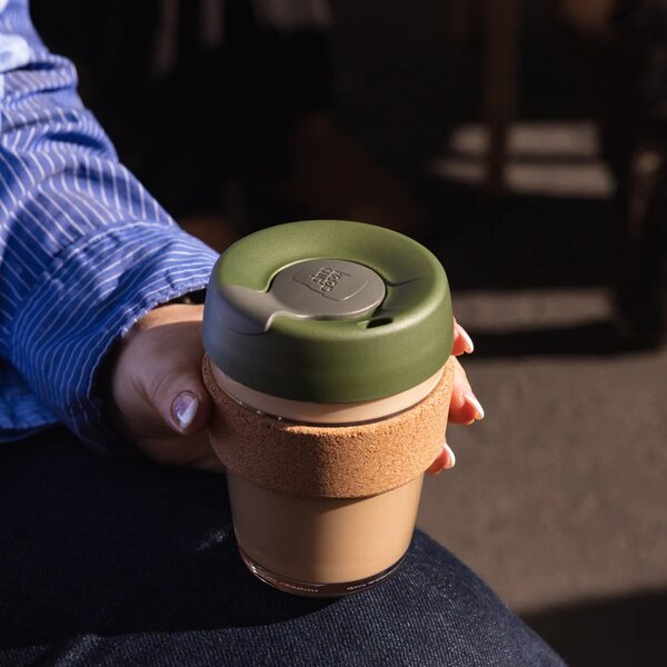 Skleněný hrnek KeepCup Brew Cork Pine M, 340 ml