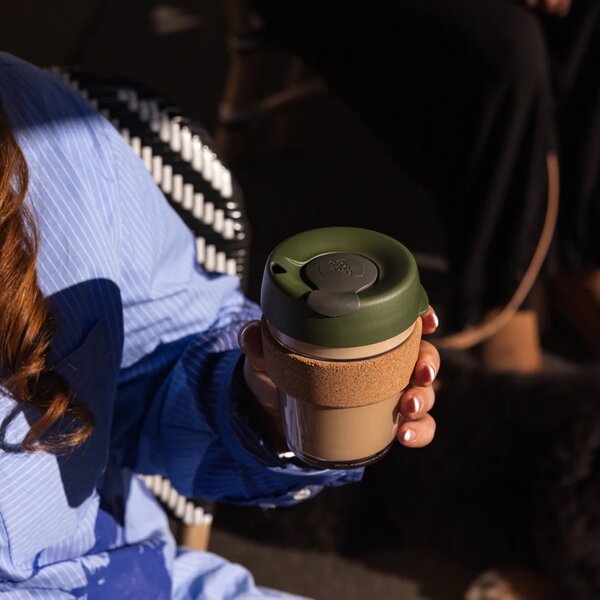 Skleněný hrnek KeepCup Brew Cork Pine M, 340 ml