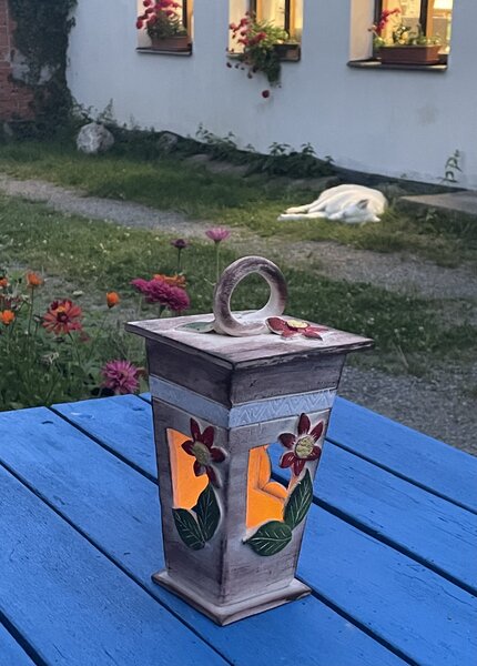 Keramická lampa na svíčku venkov