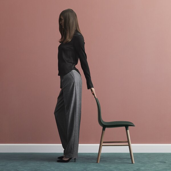 Normann Copenhagen designové židle Form Chair Wood