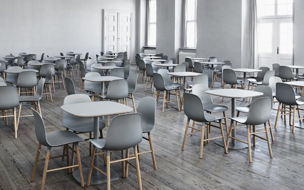 Normann Copenhagen designové židle Form Chair Wood