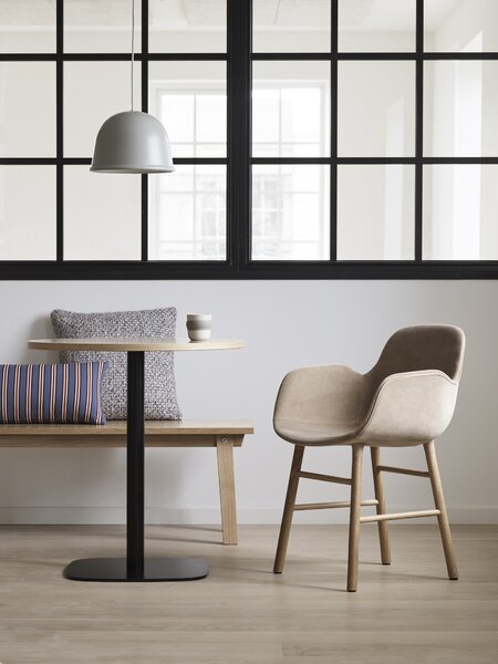 Normann Copenhagen designové židle Form Armchair Wood