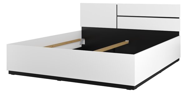 Manželská postel 180 cm Crossroad S32 (bílá + černá)