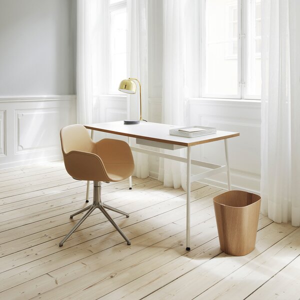 Normann Copenhagen designové stolní lampy Grant Table