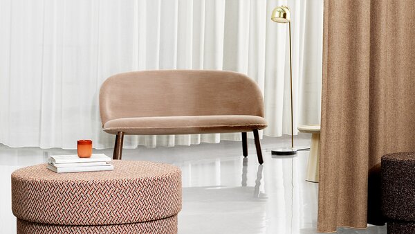 Normann Copenhagen designové stojací lampy Grant Floor