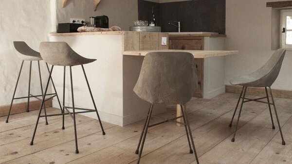 Lyon Beton barové židle Hauteville Counter Chair