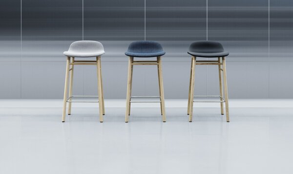 Normann Copenhagen designové barové židle Form Barstool Wood (65 cm)