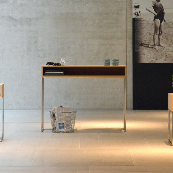 Jan Kurtz designové konzolové stoly Dina Console