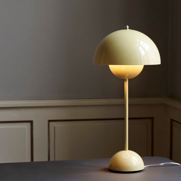 &tradition designové stolní lampy Flowerpot Table VP3
