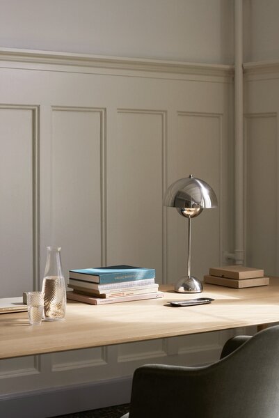 &tradition designové stolní lampy Flowerpot Table VP3