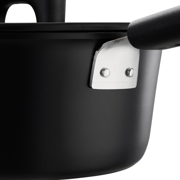 Fiskars Rendlík Hard Face 1,8l s pokličkou