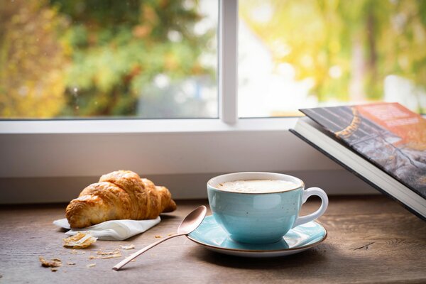 ŠÁLEK A PODŠÁLEK NA CAPPUCCINO Creatable - Kolekce nádobí, Online Only