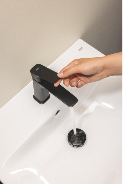 GROHE 1018362430 - Umyvadlová baterie DICE M černá