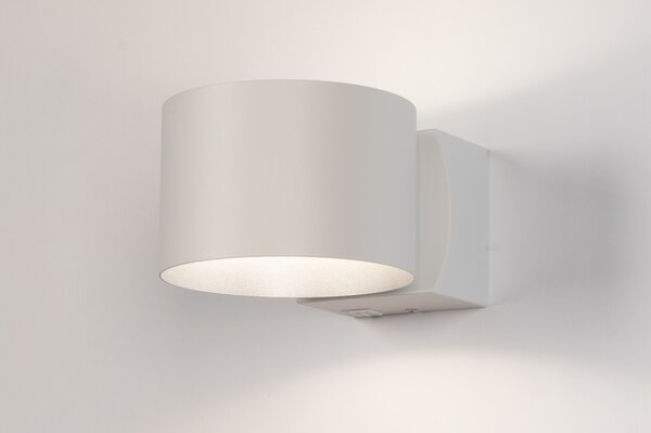 Nástěnné LED svítidlo se stmívačem a dálkovým ovladačem Frontal Sculpt White (LMD)