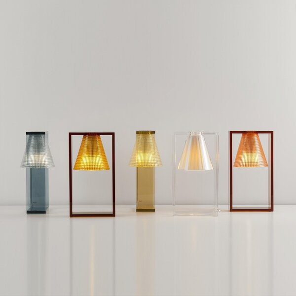 Kartell designové stolní lampy Light Air