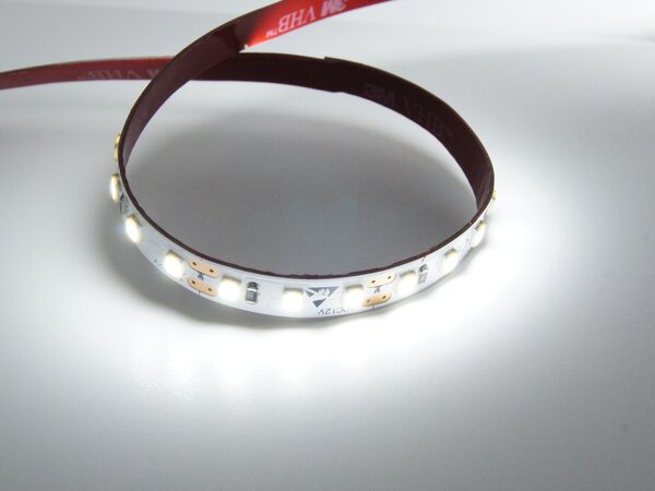 PROFI LED pásek 9,6W/m, 12V, IP20, 120LED/m, SMD3528 Barva světla: Teplá bílá, 2700K