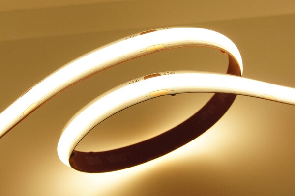 19,2 W SCOB LED pásek, 10mm, 24VDC, 320LED/m, Ra>90, IP20, 2100Lm, 5let záruka Barva světla: Neutrální bílá, 4000K